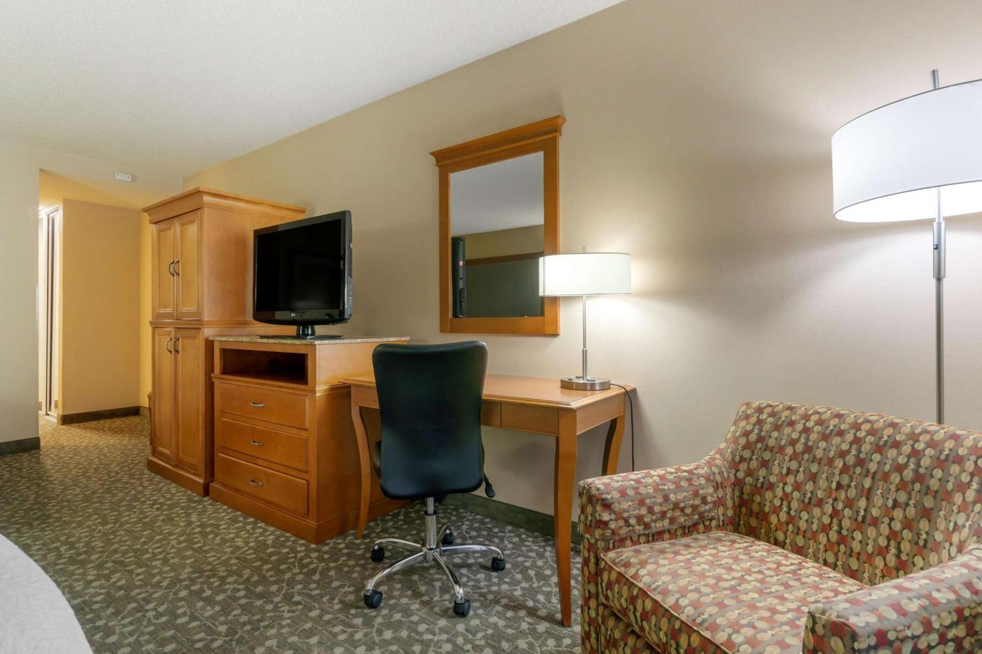 Best Western Plus Oak Harbor Hotel And Conference Center Esterno foto